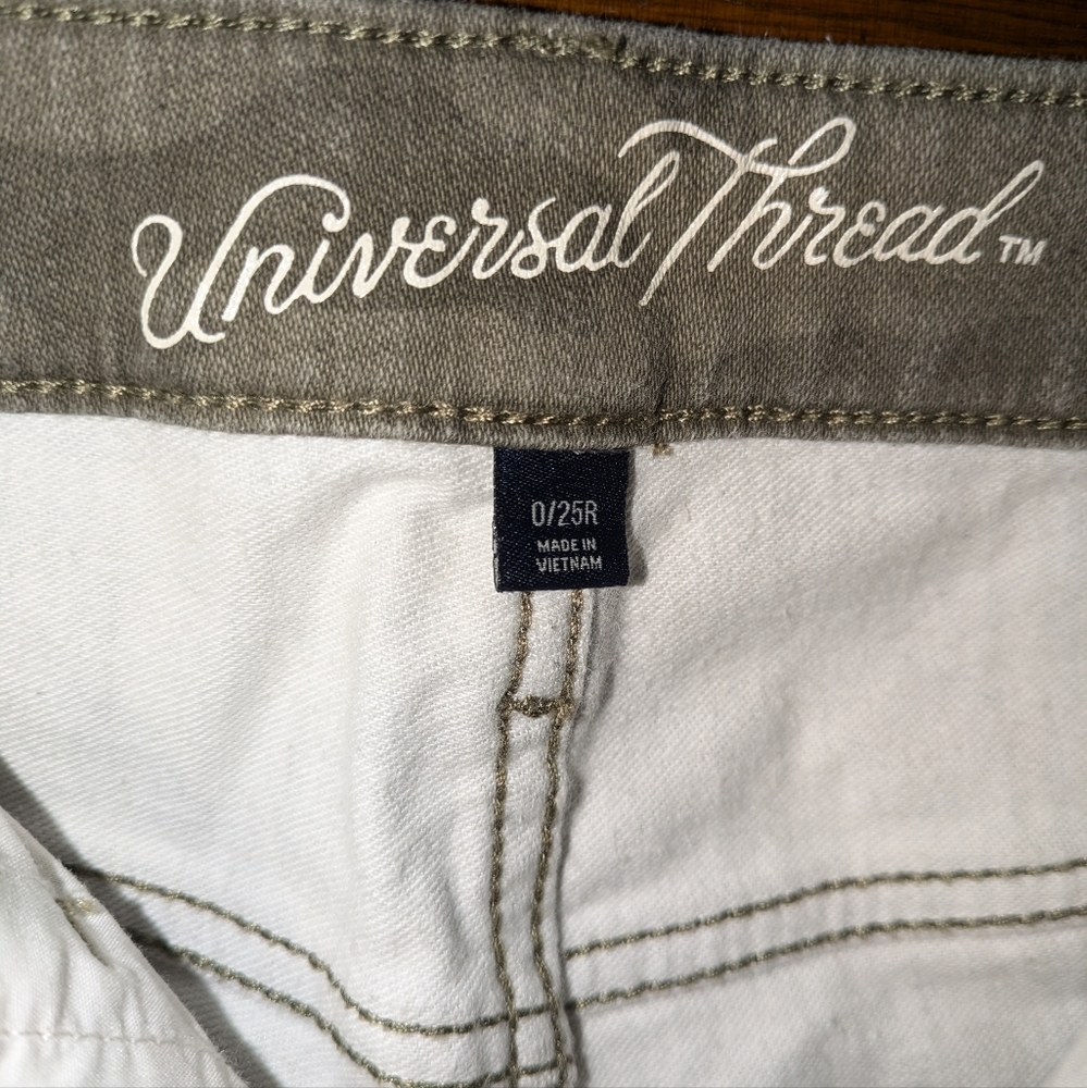 Universal Thread Women's Skinny Jeans - Camouflage - Picture 5 of 6
